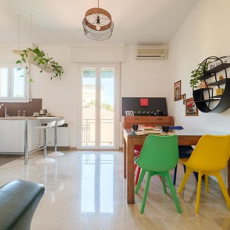 Fabula Rooms 3 Suites With Private Bathroom Bologna Bagian luar foto