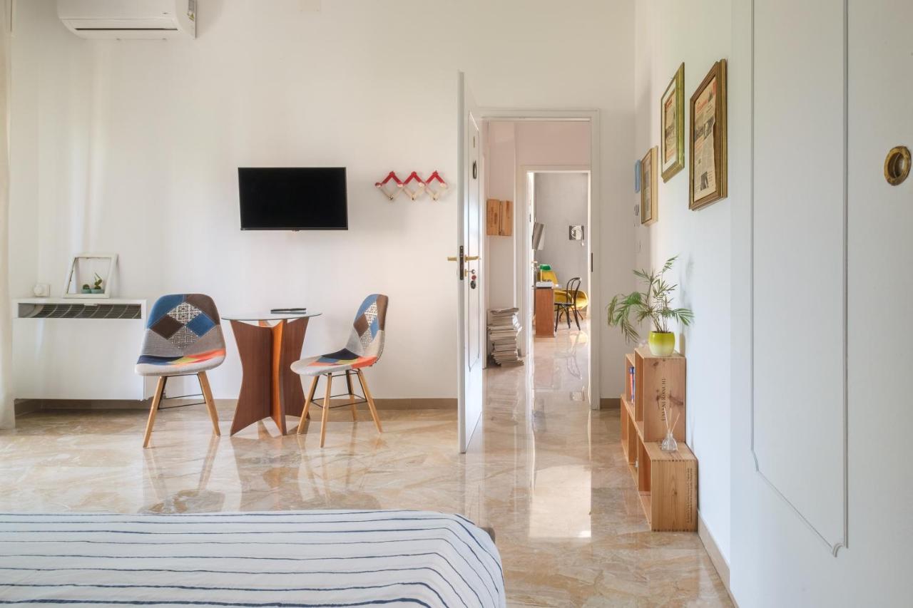 Fabula Rooms 3 Suites With Private Bathroom Bologna Bagian luar foto
