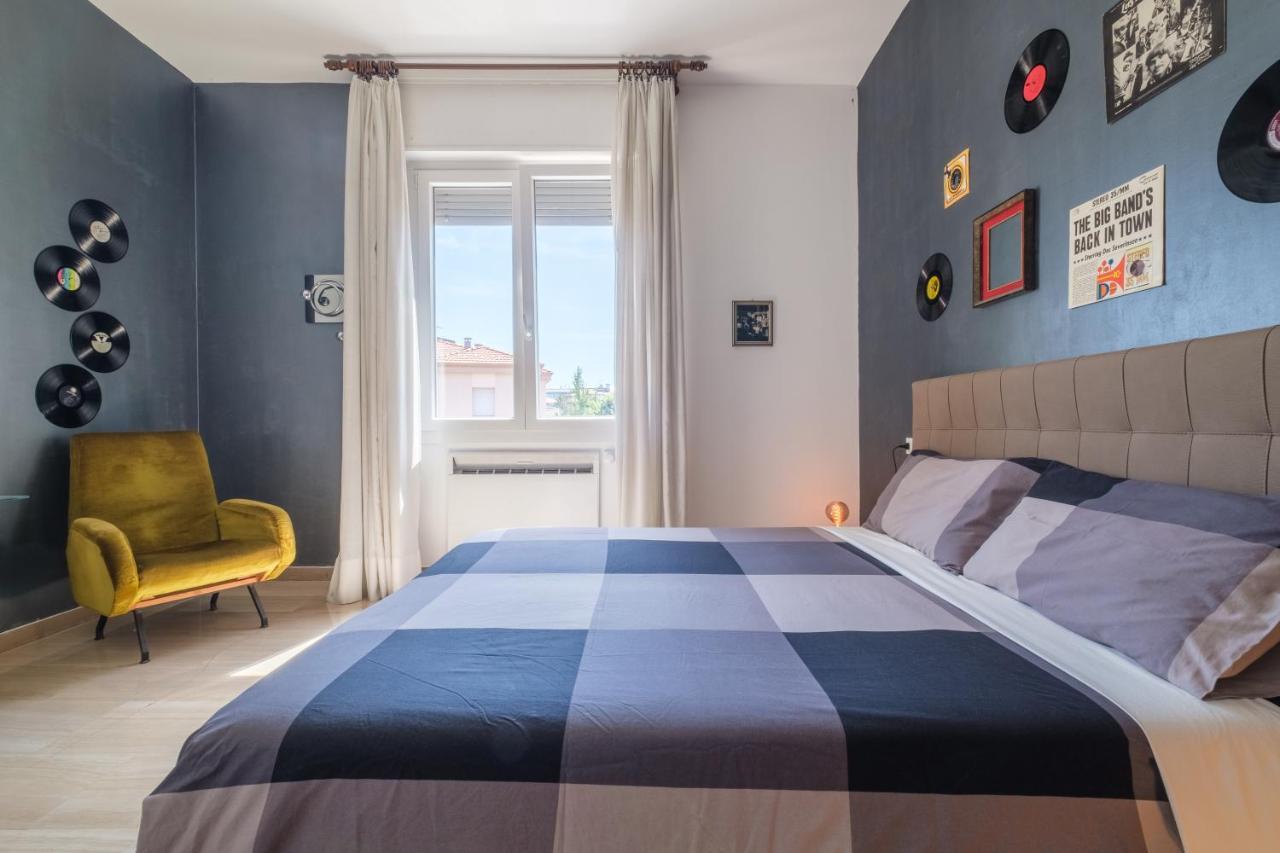 Fabula Rooms 3 Suites With Private Bathroom Bologna Bagian luar foto