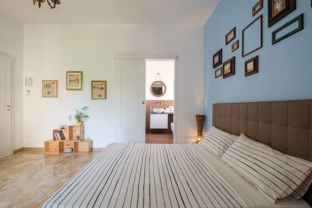 Fabula Rooms 3 Suites With Private Bathroom Bologna Bagian luar foto