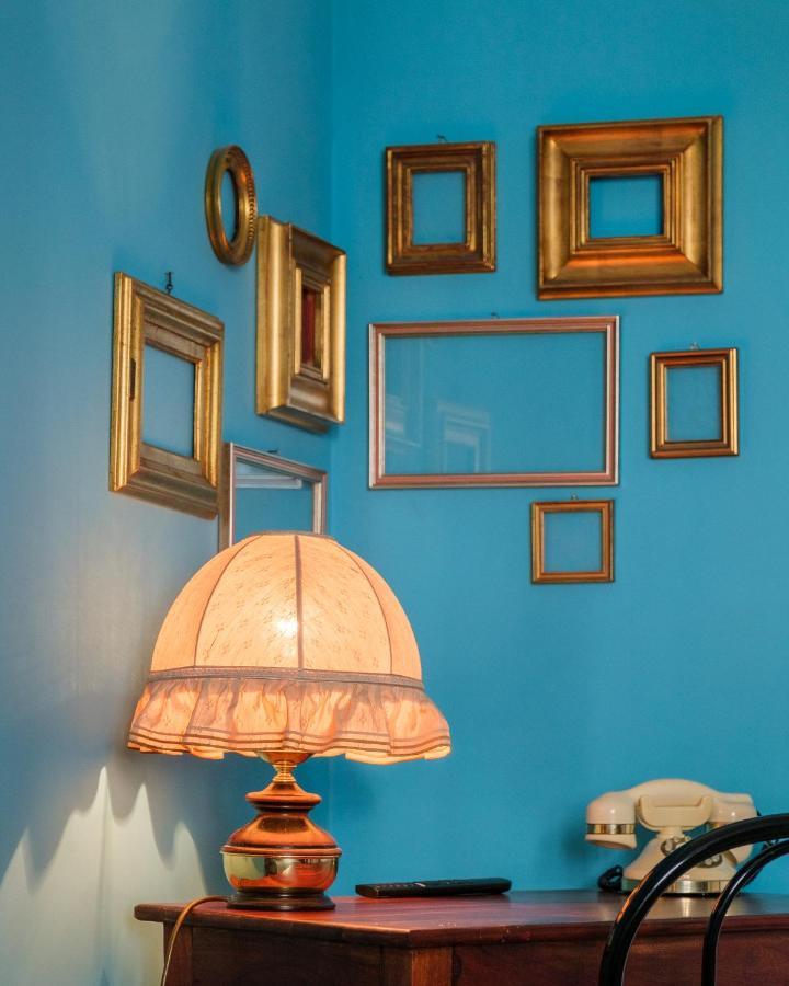 Fabula Rooms 3 Suites With Private Bathroom Bologna Bagian luar foto