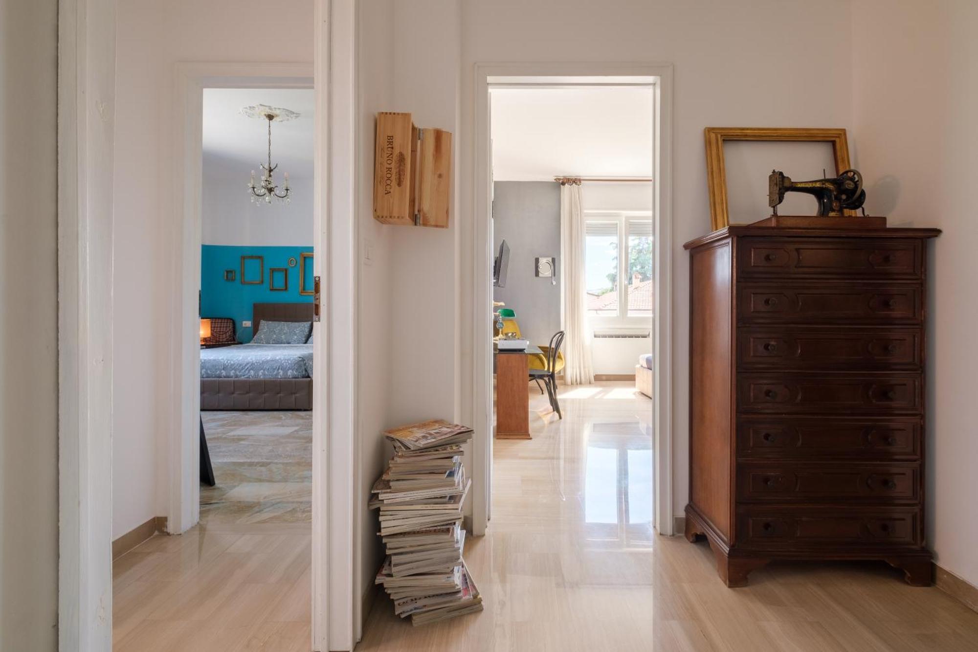 Fabula Rooms 3 Suites With Private Bathroom Bologna Bagian luar foto