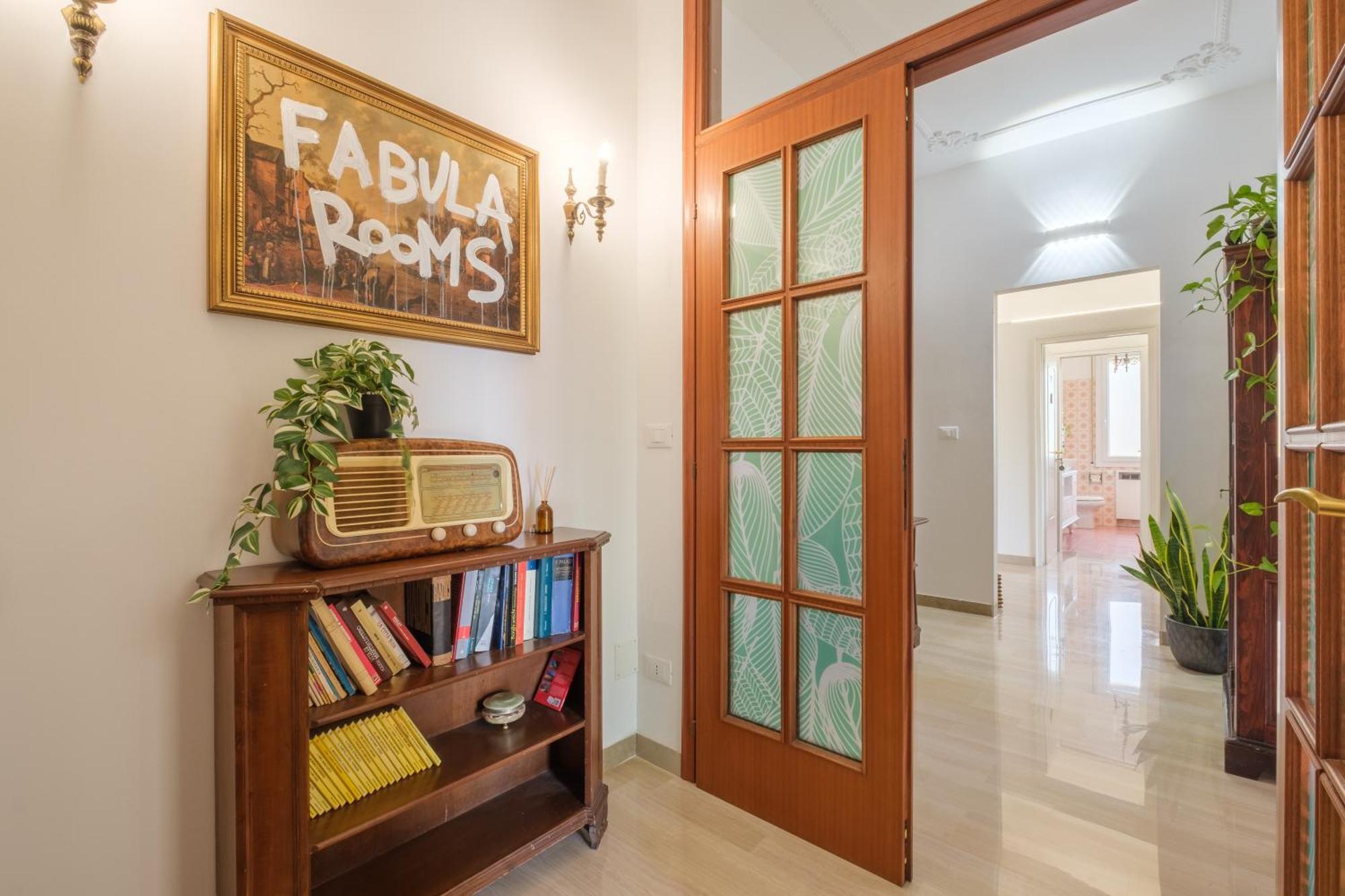 Fabula Rooms 3 Suites With Private Bathroom Bologna Bagian luar foto